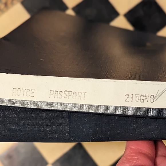 Royce NYC navy leather passport wallet.  New in box. buttery smooth leather! - Picture 7 of 7